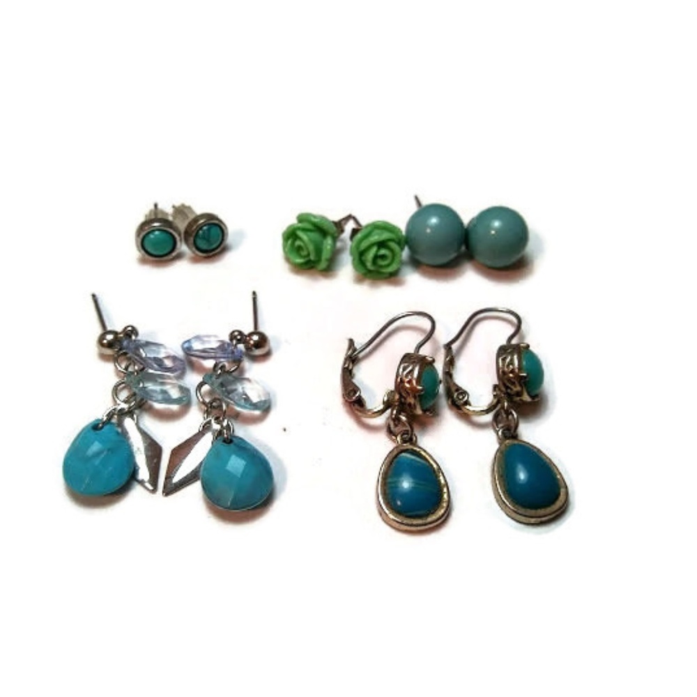 Faux Turquoise Vintage Earrings set of 5 Earrings
